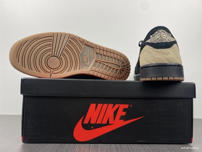 Carnivore SoleFly DN3400-001 1 x Jordan Air Low 1009